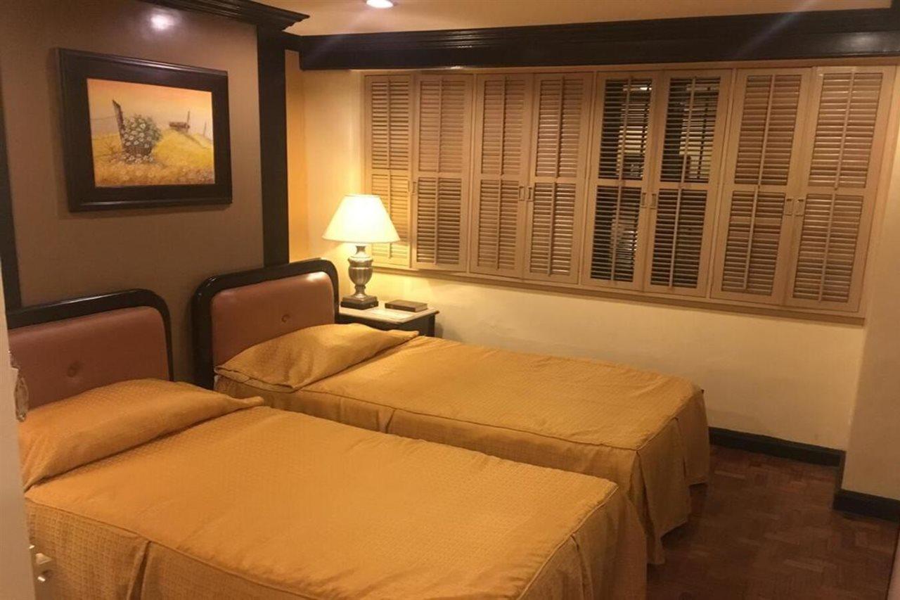 Lourdes Suites Makati City Exterior foto